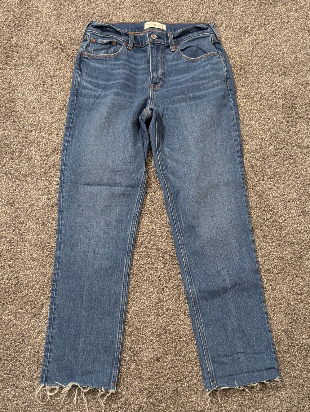 Abercrombie & Fitch Curve Love The 90's Straight Mid Rise blue jeans